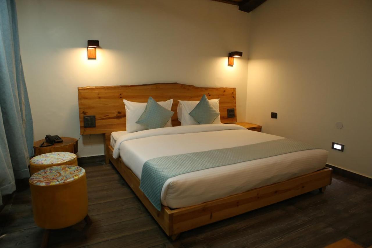 Granny'S Den Resort Rājpur Екстериор снимка
